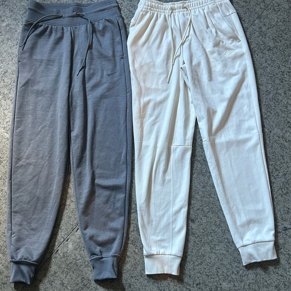Nike Other - Nike Kids Joggers in Gray and White – Twin Pack